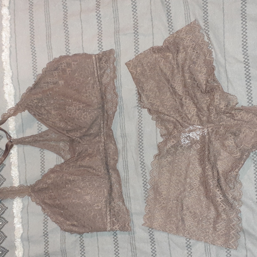 Matching lingerie set